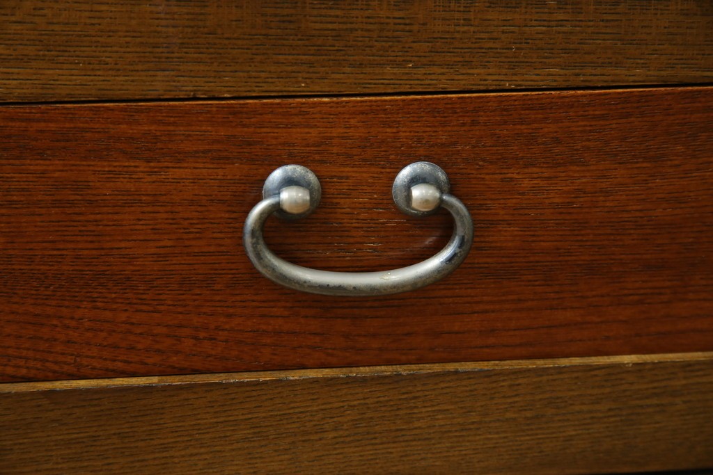 中古　美品!!　国産職人手作り　欅(ケヤキ)材　和モダンな空間づくりにも活躍する高級水屋箪笥サイドボード　(R-074666)