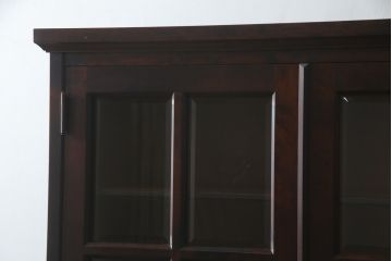 中古　北海道民芸家具　HM160K　洗練された佇まいが上品な食器棚(本箱、戸棚、収納棚、飾り棚、キャビネット)(R-074676)