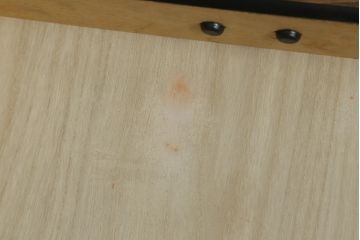 中古　美品　シックな黒塗りが存在感を放つ金具付き小引き出し(小物収納、卓上収納)(R-074681)