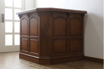 中古　横浜ダニエル(daniel)　アーリーアメリカンシリーズ　A-316　大容量の収納力が嬉しい! 高級感と重厚感を兼ね備えたコーナーカウンター(収納棚、カウンターテーブル、バーカウンター)(定価約160万円)(R-074683)