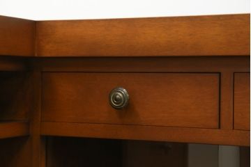 中古　横浜ダニエル(daniel)　アーリーアメリカンシリーズ　A-316　大容量の収納力が嬉しい! 高級感と重厚感を兼ね備えたコーナーカウンター(収納棚、カウンターテーブル、バーカウンター)(定価約160万円)(R-074683)