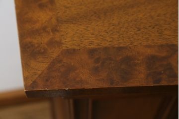 中古　美品!!　DREXEL HERITAGE(ドレクセルヘリテイジ)　FRANCHESCA(フランチェスカ)　クラシカルな佇まいが美しいサイドボード(クレデンザ、クリデンザ、収納棚、戸棚、サイドキャビネット、ホールチェスト)(R-074684)