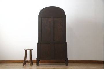 イギリスアンティーク　オーク材　品のある佇まいが美しいアールデコスタイルのキャビネット(戸棚、収納棚、飾り棚、英国)(R-074690)