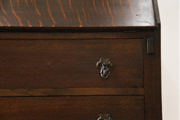 イギリスアンティーク　アールデコデザイン　オーク材　落ち着いた佇まいのライティングビューロー(簿記机、ワークデスク、引き出し、サイドチェスト、在宅用、在宅ワーク用、英国)(R-074692)