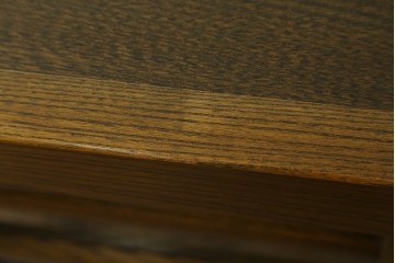 中古　美品!!　国産職人手作り　欅(ケヤキ)材　高級水屋箪笥上段　モダンな横桟ガラス引き戸が魅力の戸棚　(R-074695)