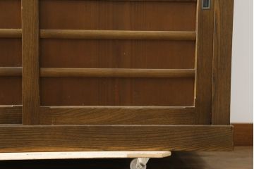 中古　美品!!　国産職人手作り　欅(ケヤキ)材　和モダンな空間作りにも活躍する高級水屋箪笥サイドボード(サイドキャビネット、収納棚、戸棚、食器棚)(R-074696)