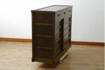 中古　美品!!　国産職人手作り　欅(ケヤキ)材　和モダンな空間作りにも活躍する高級水屋箪笥　(R-074696)