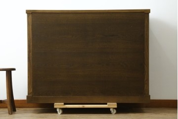 中古　美品!!　国産職人手作り　欅(ケヤキ)材　和モダンな空間作りにも活躍する高級水屋箪笥　(R-074696)