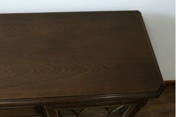 中古　カリモク家具(karimoku)　domani(ドマーニ)　QUEENS LIFE(クイーンズライフ)　シェラトン様式の気品を感じさせるクラシカルなサイドボード　定価約68万円　(R-074697)