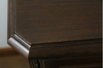中古　カリモク家具(karimoku)　domani(ドマーニ)　QUEENS LIFE(クイーンズライフ)　シェラトン様式の気品を感じさせるクラシカルなサイドボード　定価約68万円　(R-074697)