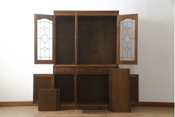 中古　美品　三越家具(現カントリーハウス)　Brugge(ブルージュ)　クラシカルな空間づくりにぴったりな食器棚(収納棚、戸棚、飾り棚、カップボード、キャビネット)(R-074698)