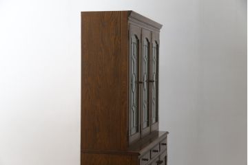 中古　美品　三越家具(現カントリーハウス)　Brugge(ブルージュ)　クラシカルな空間づくりにぴったりな食器棚(収納棚、戸棚、飾り棚、カップボード、キャビネット)(R-074698)