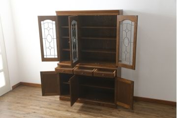 中古　美品　三越家具(現カントリーハウス)　Brugge(ブルージュ)　クラシカルな空間づくりにぴったりな食器棚(収納棚、戸棚、飾り棚、カップボード、キャビネット)(R-074698)