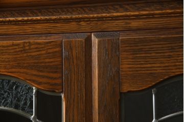 中古　美品　三越家具(現カントリーハウス)　Brugge(ブルージュ)　クラシカルな空間づくりにぴったりな食器棚(収納棚、戸棚、飾り棚、カップボード、キャビネット)(R-074698)