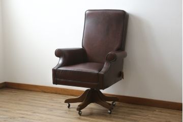 中古　バロッサバレンティ(VARO,S.A. VALENTI)　高級感たっぷりの本革デスクチェア(パーソナルチェア、アームチェア、回転椅子、イス、レザー)(定価約59万円)(R-074700)