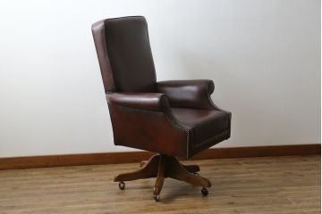 中古　バロッサバレンティ(VARO,S.A. VALENTI)　高級感たっぷりの本革デスクチェア(パーソナルチェア、アームチェア、回転椅子、イス、レザー)(定価約59万円)(R-074700)