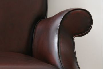 中古　バロッサバレンティ(VARO,S.A. VALENTI)　高級感たっぷりの本革デスクチェア(パーソナルチェア、アームチェア、回転椅子、イス、レザー)(定価約59万円)(R-074700)