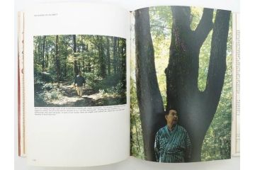 希少　ジョージナカシマ　George Nakashima　THE SOUL OF A TREE　直筆サイン入り　1987年　第3刷　ハードカバー　本(第6回「ジョージ・ナカシマ展」、最後の来日)(R-074702)