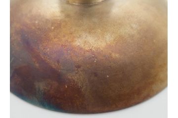 純銀　賜杯　天皇陛下菊の御紋入り　菊桐唐草紋　御賜銀杯(銀盃、酒器、箱付き)(R-074703)