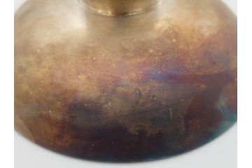 純銀　賜杯　天皇陛下菊の御紋入り　菊桐唐草紋　御賜銀杯(銀盃、酒器、箱付き)(R-074703)