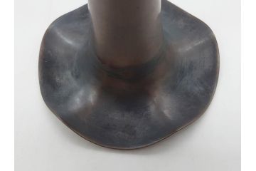 純銀　生駒製　シンプルながら品の良い佇まいが魅力の花生(花瓶、花入れ、花器、百合(ユリ)型?、朝顔型?、花弁形、一輪挿し、シルバー、フラワーベース)(R-074704)