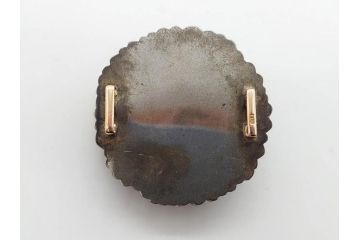 時代物　極上　作家物　たけし作　彫金　金工細工　菊寄せ　細かな意匠が感じられる上品かつ豪華な帯留め(在銘、花、アンティーク、帯締め、着物道具、和装小物、アクセサリー、金属製)(R-074705)