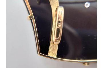 べっ甲(鼈甲)　Pt900　K18(18金)　0.05　ブローチ　煌びやかに舞う蝶のデザインが魅力的な帯留め(べっこう、帯締め、着物道具、和装小物、アクセサリー)(R-074708)
