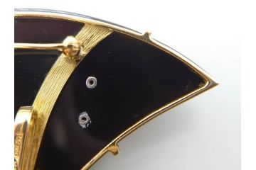 べっ甲(鼈甲)　Pt900　K18(18金)　0.05　ブローチ　煌びやかに舞う蝶のデザインが魅力的な帯留め(べっこう、帯締め、着物道具、和装小物、アクセサリー)(R-074708)
