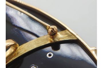べっ甲(鼈甲)　Pt900　K18(18金)　0.05　ブローチ　煌びやかに舞う蝶のデザインが魅力的な帯留め(べっこう、帯締め、着物道具、和装小物、アクセサリー)(R-074708)