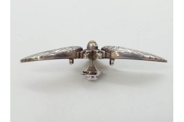 金工　銀地鍍金笹に張り子虎　芳広　帯留めとブローチなど4点セット(鳥、鶴、ツル、つる、在銘、瓢箪、羽子板、帯締め、着物道具、和装小物、アクセサリー)(R-074709)