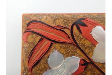 べっ甲(鼈甲)　蒔絵　竹　良生銘　百合螺鈿　和の趣溢れる帯留め2個セット(ブローチ、帯締め、着物道具、和装小物、アクセサリー)(R-074710)