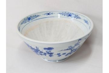 川本半助　瀬戸染付　花鳥文　約38cm　1尺2寸皿　手描きの味わいが魅力的なすり鉢(和食器、一尺二寸)(R-074717)