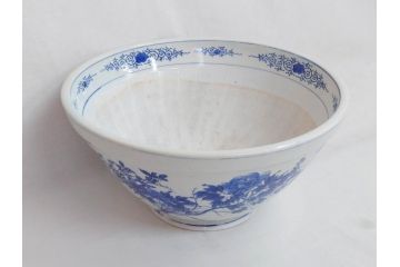 川本半助　瀬戸染付　花鳥文　約38cm　1尺2寸皿　手描きの味わいが魅力的なすり鉢(和食器、一尺二寸)(R-074717)