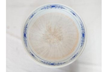 川本半助　瀬戸染付　花鳥文　約38cm　1尺2寸皿　手描きの味わいが魅力的なすり鉢(和食器、一尺二寸)(R-074717)
