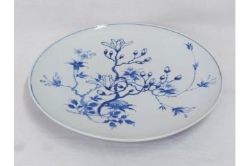 真陶園　川本半助　瀬戸染付　約39cm　1尺3寸皿　繊細な絵付けが落ち着いた雰囲気を醸し出す大皿(和皿、和食器、半介、一尺三寸)(R-074718)