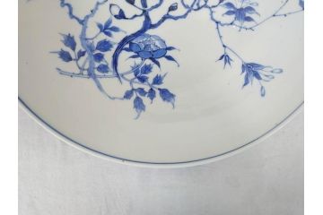 真陶園　川本半助　瀬戸染付　約39cm　1尺3寸皿　繊細な絵付けが落ち着いた雰囲気を醸し出す大皿(和皿、和食器、半介、一尺三寸)(R-074718)
