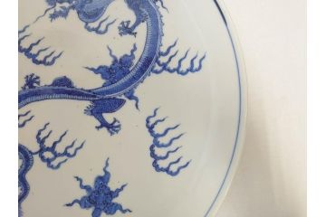 真陶園　川本半助　瀬戸染付　龍　約41cm　1尺3寸皿　職人による丁寧な絵付けに魅了される大皿(和皿、和食器、一尺三寸)(R-074719)
