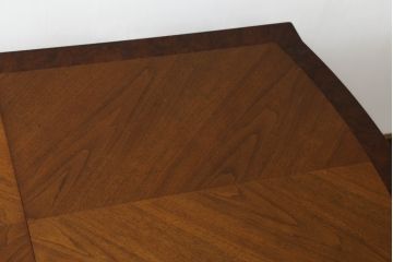 中古　美品　DREXEL HERITAGE(ドレクセルヘリテイジ)　FRANCESCA(フランチェスカ)シリーズ　優美な佇まいのダイニングテーブル(エクステンションテーブル、拡張式テーブル、4人掛け、6人掛け、食卓)(R-074742)