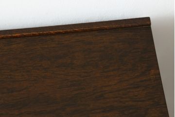 中古　美品　オーク材　三越家具(現カントリーハウス)　Brugge(ブルージュ)　クラシカルな雰囲気を醸し出すキャビネット(収納棚、戸棚)(R-074745)