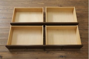 中古　美品　オーク材　三越家具(現カントリーハウス)　Brugge(ブルージュ)　クラシカルな雰囲気を醸し出すチェスト(サイドチェスト、引き出し、収納箪笥)(R-074746)