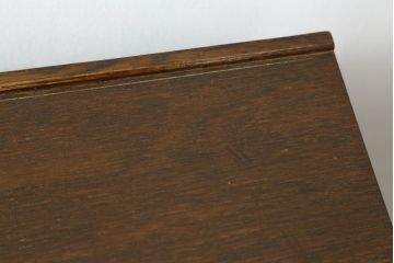 中古　美品　オーク材　三越家具(現カントリーハウス)　Brugge(ブルージュ)　クラシカルな雰囲気を醸し出すチェスト(サイドチェスト、引き出し、収納箪笥)(R-074746)