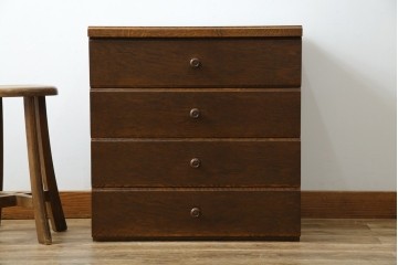 中古　美品　オーク材　三越家具(現カントリーハウス)　Brugge(ブルージュ)　クラシカルな雰囲気を醸し出すチェスト　(R-074746)