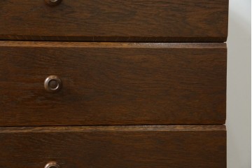 中古　美品　オーク材　三越家具(現カントリーハウス)　Brugge(ブルージュ)　クラシカルな雰囲気を醸し出すチェスト　(R-074746)