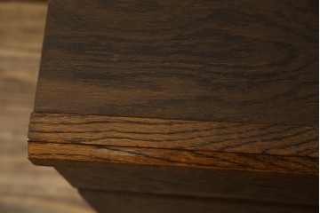 中古　美品　オーク材　三越家具(現カントリーハウス)　Brugge(ブルージュ)　クラシカルな雰囲気を醸し出すチェスト　(R-074746)