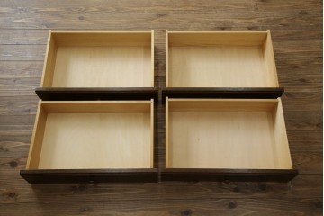 中古　美品　オーク材　三越家具(現カントリーハウス)　Brugge(ブルージュ)　クラシカルな雰囲気を醸し出すチェスト　(R-074746)