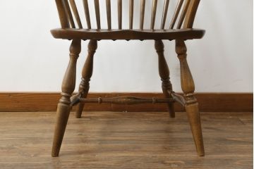 中古　柏木工　ゆったりとした座り心地が魅力的なウィンザーチェア1脚(ウインザーチェア、アームチェア、かしわ木工、KASHIWA、板座チェア、椅子、イス)(R-074752)