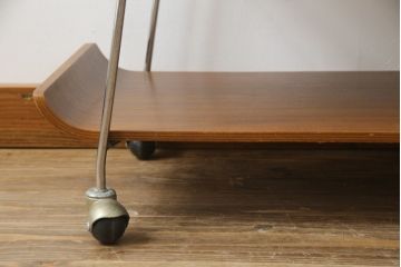 和製ビンテージ　ミッドセンチュリーな雰囲気がおしゃれなキッチンワゴン(キャスターワゴン、キッチンラック、トロリー、飾り棚、ヴィンテージ)(R-074756)