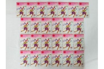 昭和レトロ　新年はがき　女の子　男の子　200枚×2箱セット(絵葉書、年賀状、ハガキ、箱付き、計400枚、8種類、振袖、スキー、凧)(R-074796)