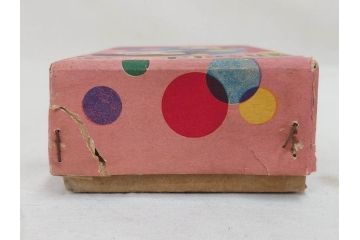昭和レトロ　新年はがき　女の子　男の子　200枚×2箱セット(絵葉書、年賀状、ハガキ、箱付き、計400枚、8種類、振袖、スキー、凧)(R-074796)