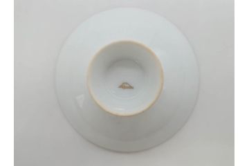 深川製　皇室　御下賜品　菊御紋　金彩　染付　盃7客セット(杯、酒器、和食器、鳳凰、箱付き)(R-074799)